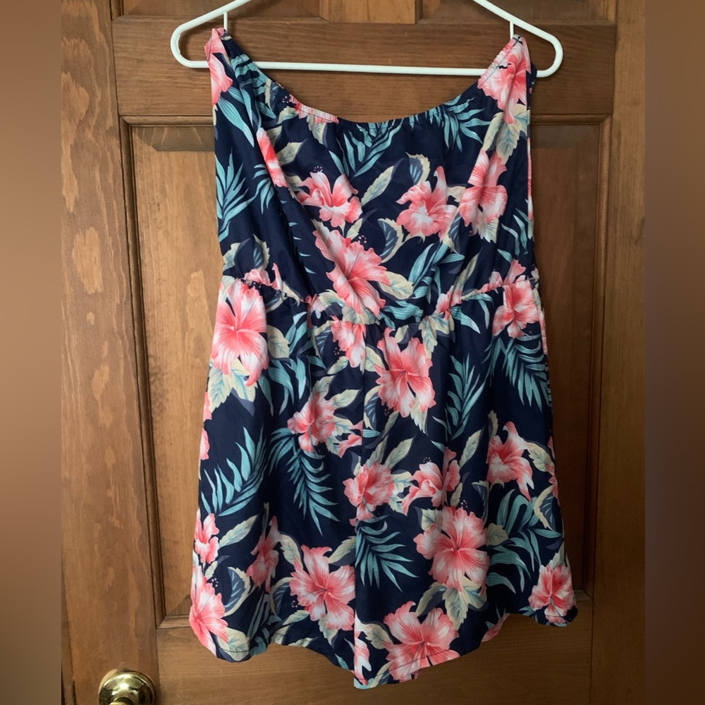 Shein strapless jumper. Like new! Size XL